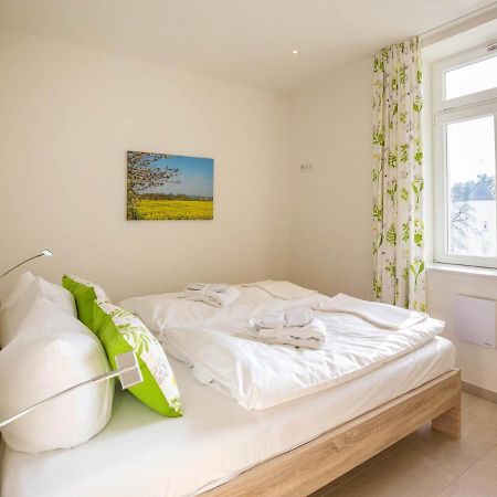 Strandvillen Binz - Ferienwohnung Mit 1 Schlafzimmer Und Balkon Sv-007 Exterior photo
